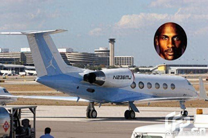 乔丹的飞机，科比的飞机，杜兰特的飞机，没有对比就没有尴尬|科比·布莱恩特|凯文·杜兰特|詹姆斯|NBA|迈克尔·乔丹_新浪体育_新浪新闻