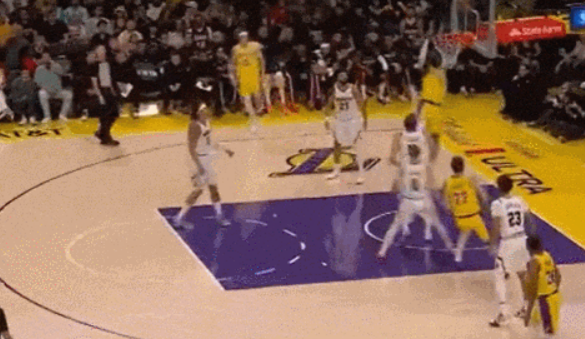 开云在线-绝杀！湖人干翻掘金！41岁詹姆斯史诗级救球