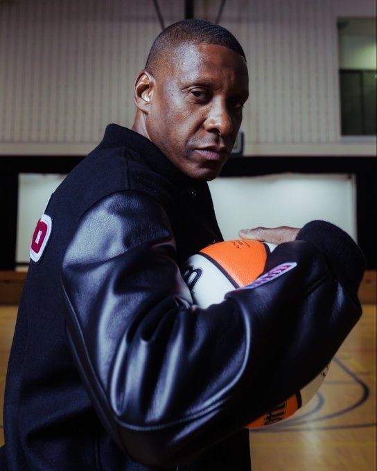 开云体育-名记：前猛龙总经理乌杰里加入WNBA新军多伦多节奏 成为主要股东