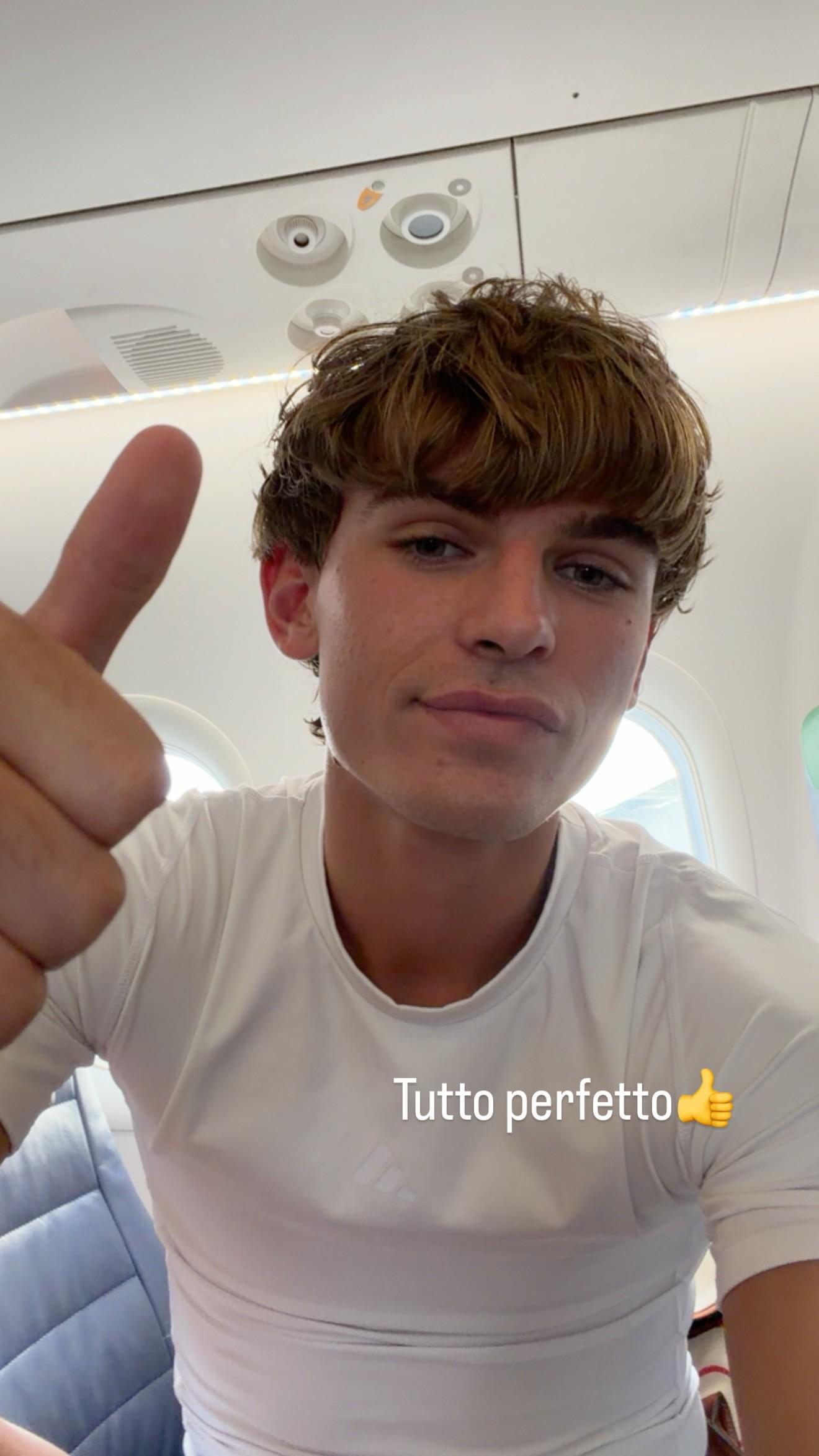 开云APP下载-头部碰撞后被送医院检查，尼科-帕斯社媒报平安：一切完美