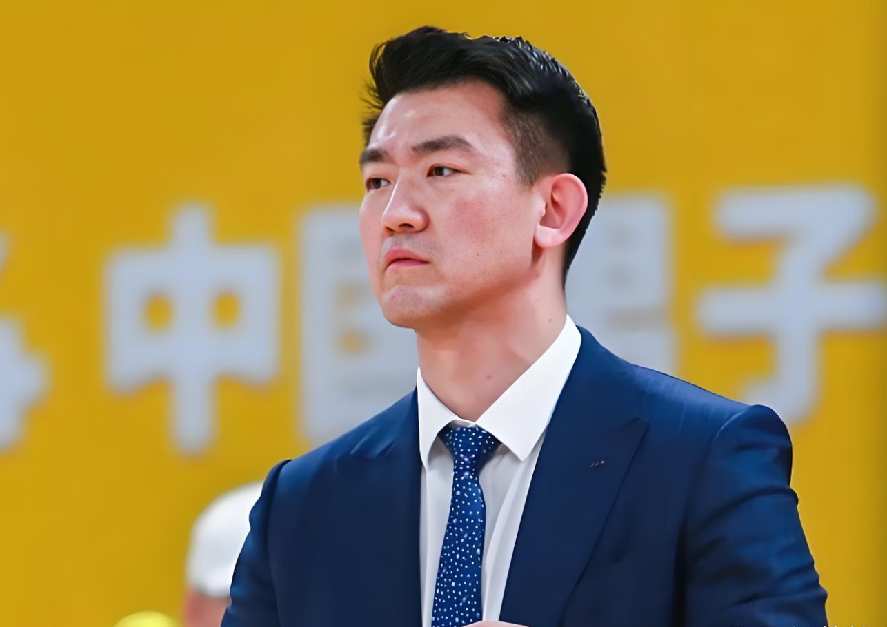 开云APP下载-赢上海8分！CBA记者大赞广厦队1人：配得上王博亲自给他递水